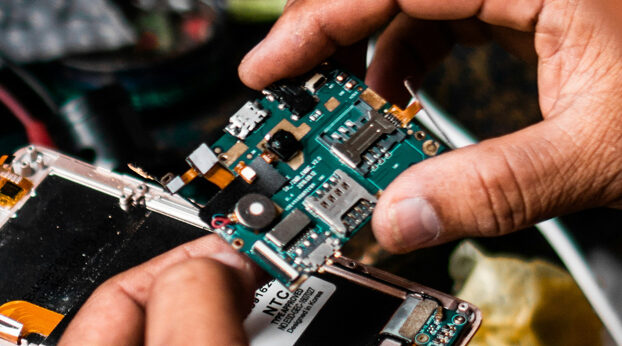 Tech‑afkast giver global risiko